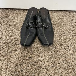 Women’s Shoes