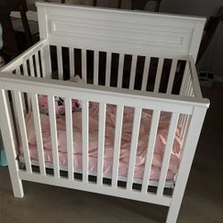 White Crib 