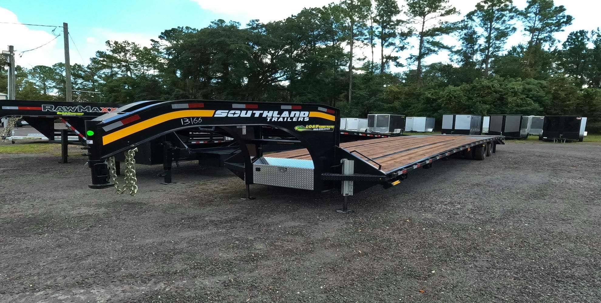 Southland 8.5 x 40 Gooseneck Flatbed 24k Trailer