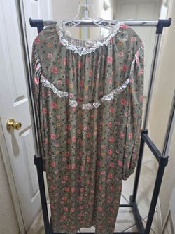 California Costumes "Wolf Granny" costume dress
