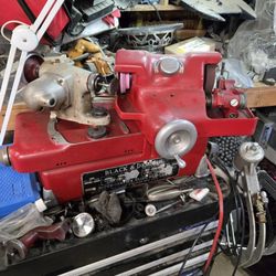 Black & Decker  Valve Machine With Seat Cutters And Collets 