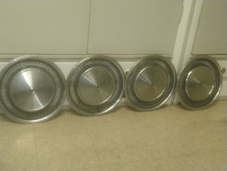 4 - FULL SET DELTA 88 WHEEL COVERS/HUB CAPS G C NICE $75 OBO 