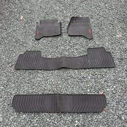 GMC Yukon Rubber Mats Cocoa