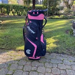 Almost New Cleveland Golf Women’s Cart Bag 
