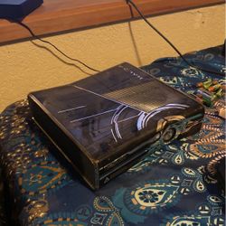 Halo Edition Xbox 360 With Multiple Controllers And Games