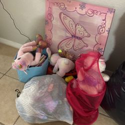 Girls Toys And Decor 
