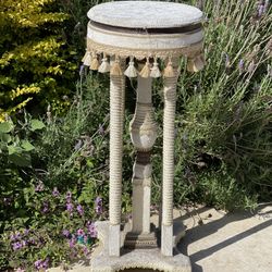 Plant stand  Display table Pedestal Hand made Vintage Old  Good condition Shabby Chic Victorian 