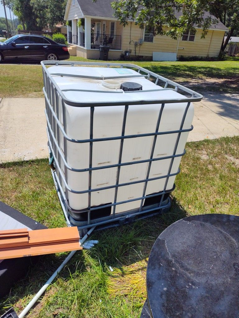 Water Tank