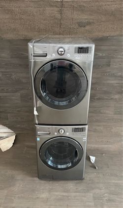LG washer and gas dryer laundry set