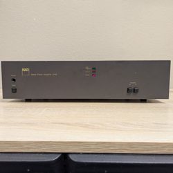 NAD Electronics 2140 Stereo Power Amplifier
