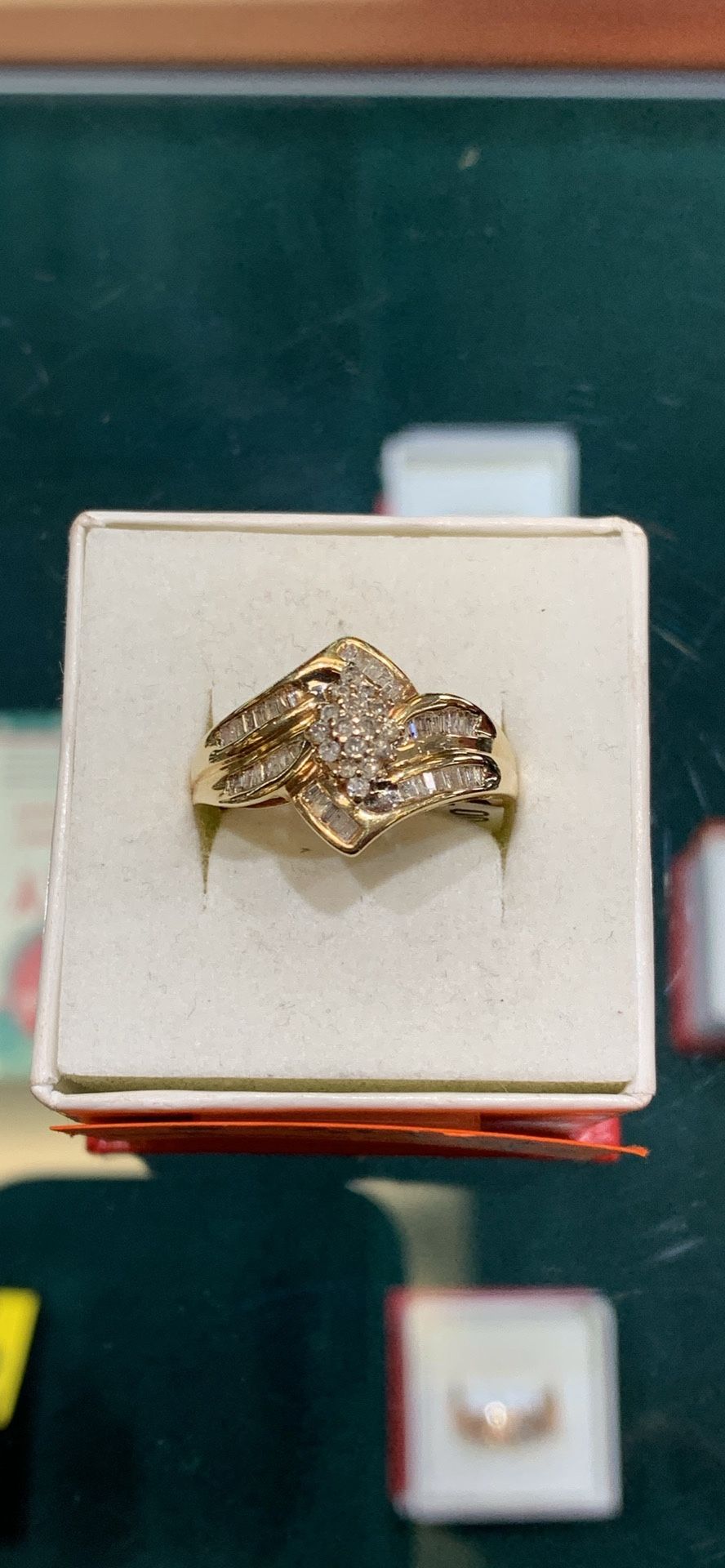 10k Diamond Cluster Ring