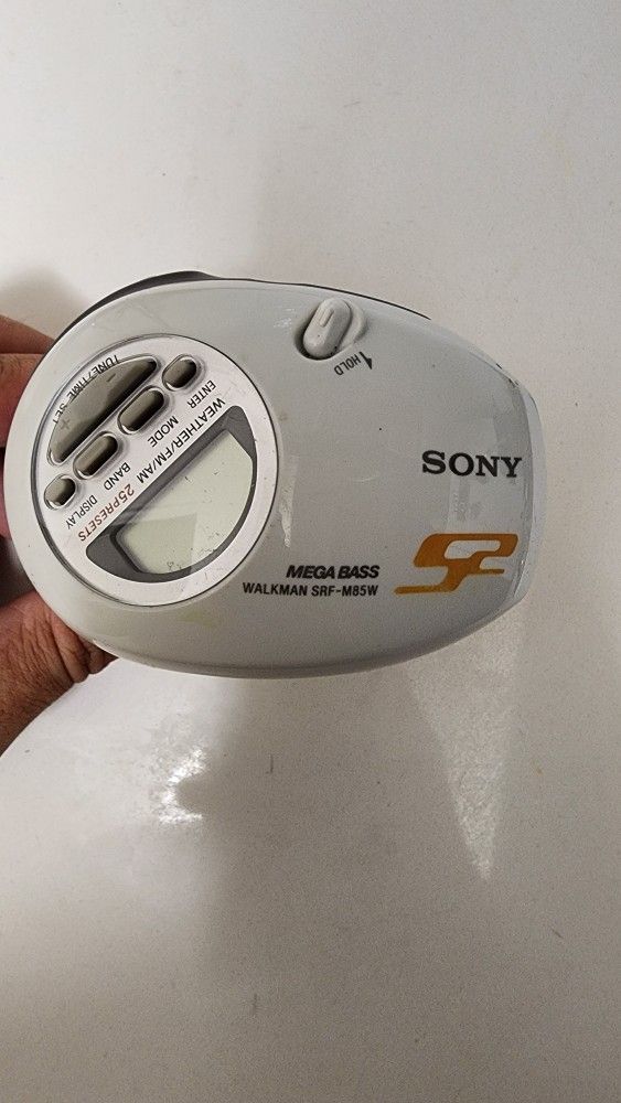 Sony S2-SRF-M85W Sports Armband Radio/Tv/Weather