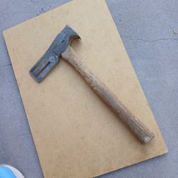 Hatchet 