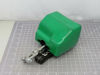 Raymond 1169604/001 Self Retracting Lifeline 8' Nylon 310lb T157853