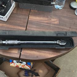 Torque wrench