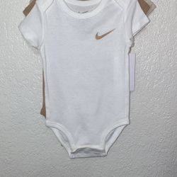 NEW Nike // Bodysuit || 12M