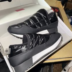 Aldo puffer shoe size 7