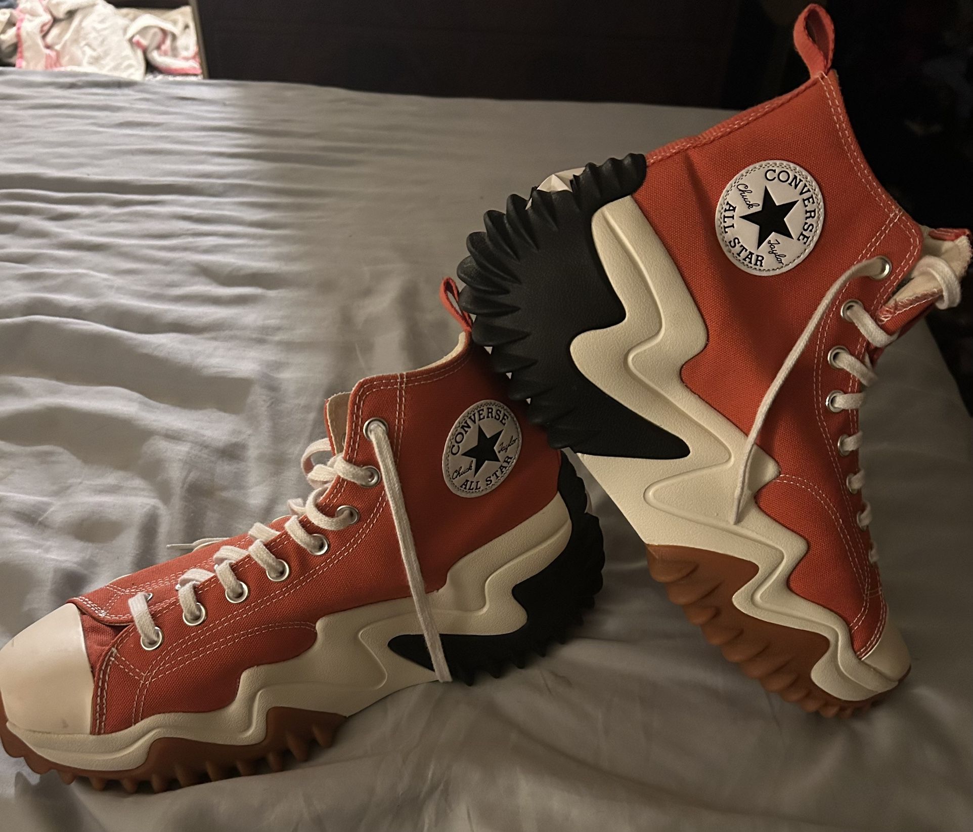 Converse Run Star Motion Mandarin Orange Men’s size 12