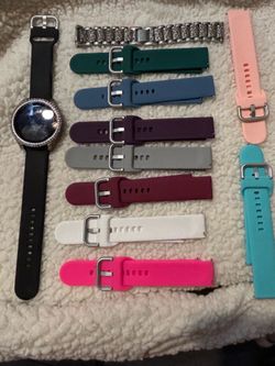 Samsung Smart Watch w/charger and extra bands