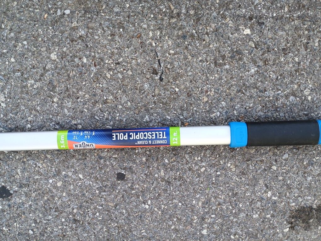 12 Ft Telescopic Cleaning Pole & Attachment