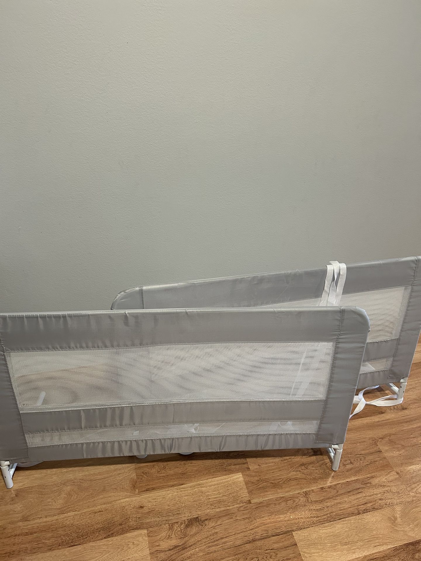 Bed Roil Safety Holders