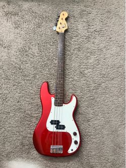 Squier p bass