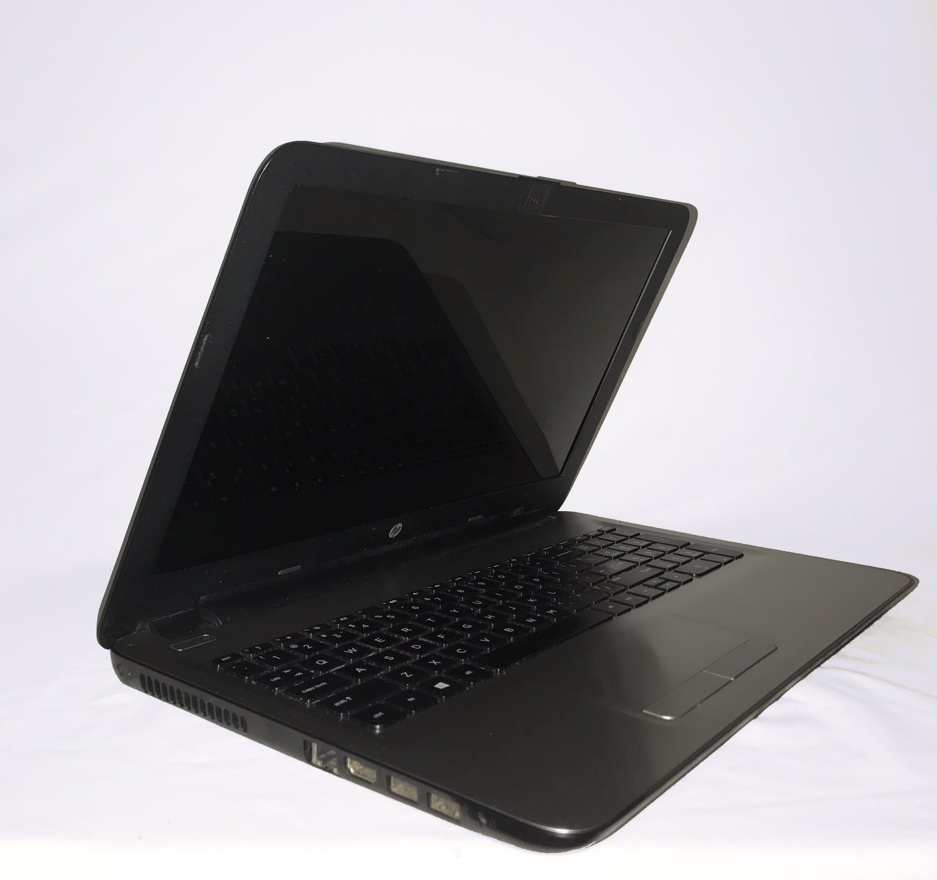 HP NoteBook 15” Laptop 4gb 1.80 GHz