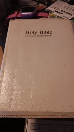 Holy Bible Dictionary Concordance