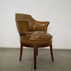 1960’s Mid Century Modern Leather & Walnut Swivel Club Chair