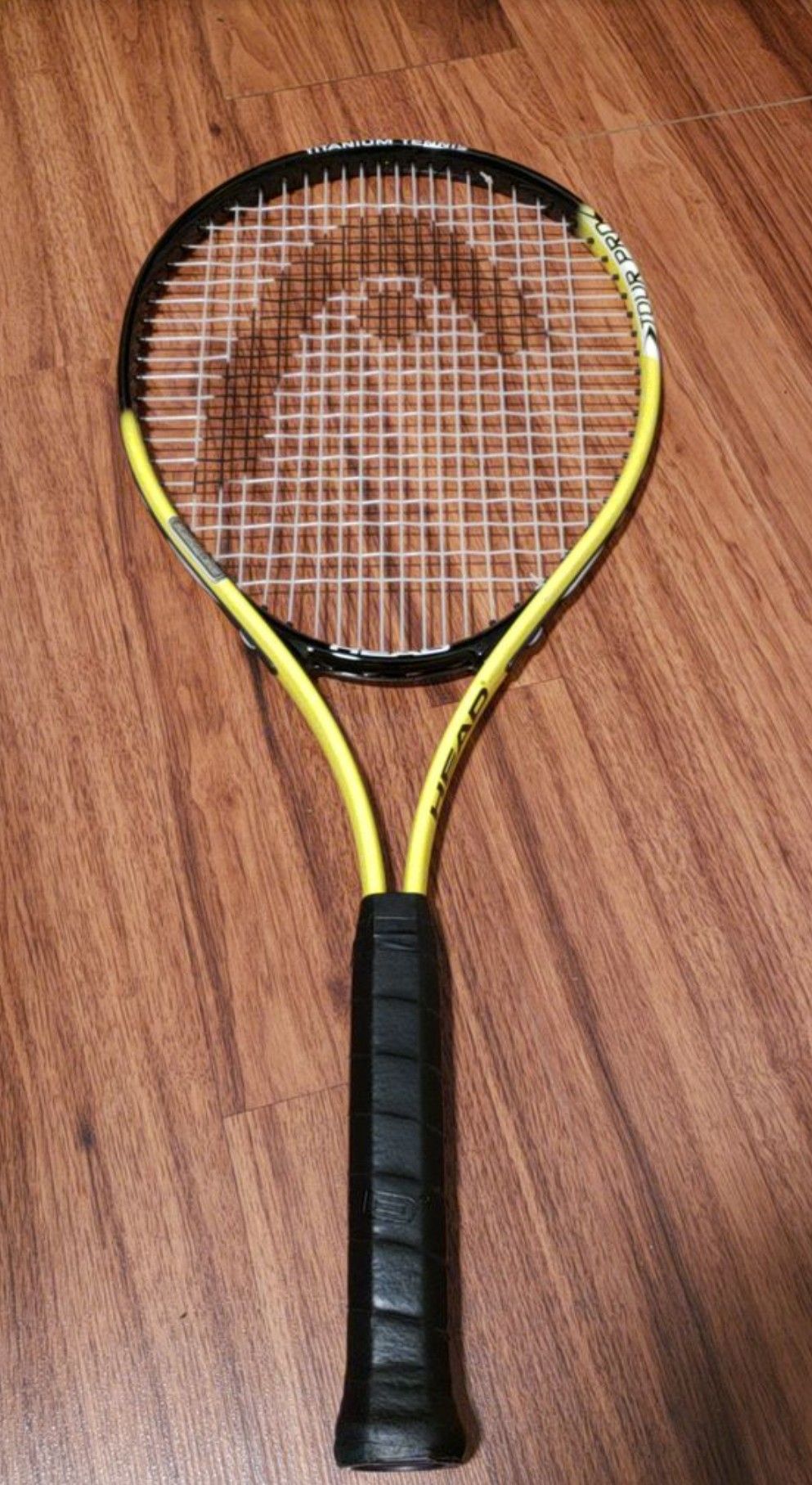 New Head Titanium Pro Tour Tennis Racquet 4 3/8 Free Bag & Balls