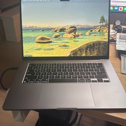 MacBook Air 15 Inch (m2, 2023) - Excellent Condition