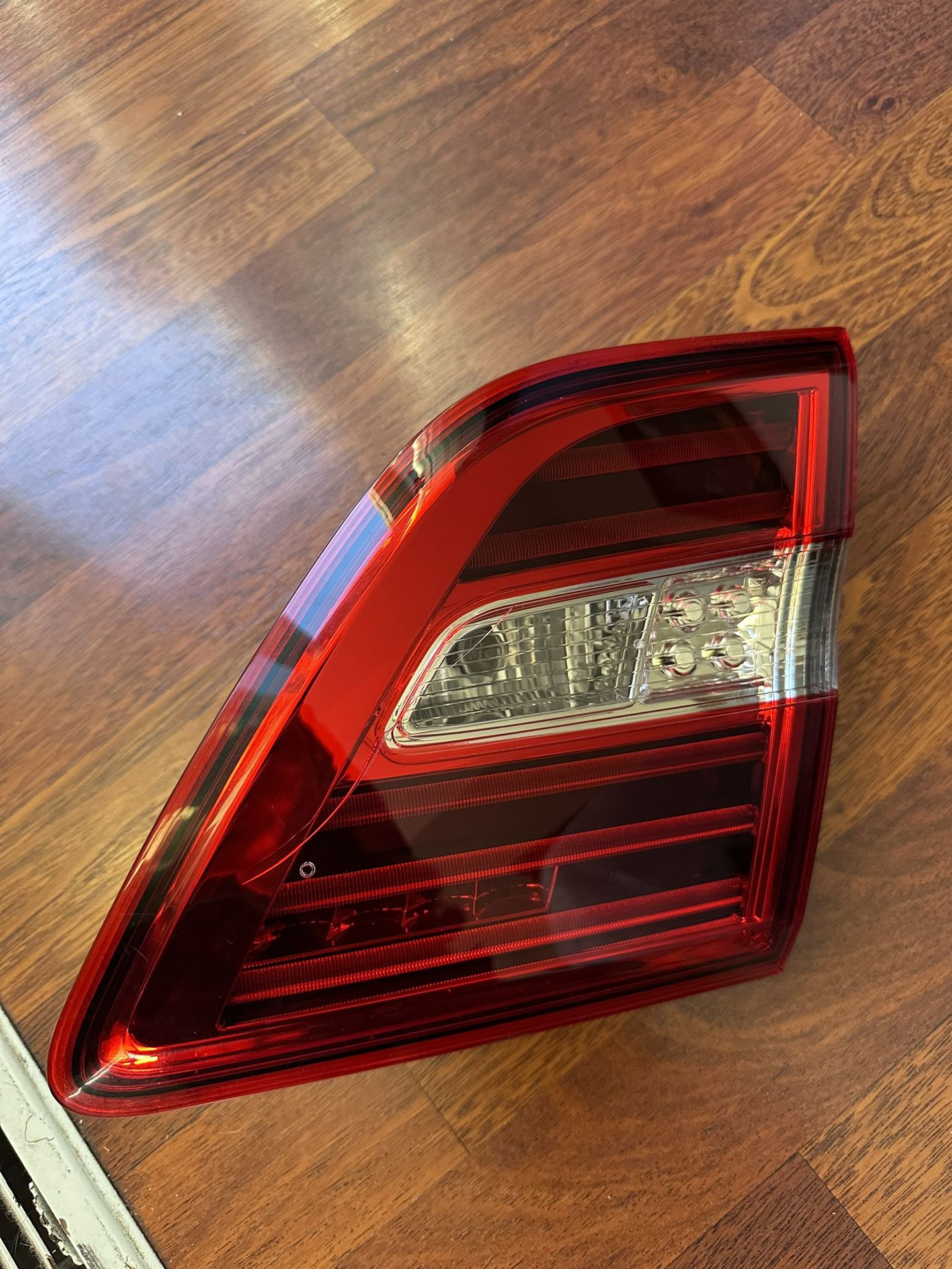 Right Passenger Inner Tail Light Rear Lamp For Mercedes Benz W166 ML 12-2015 US