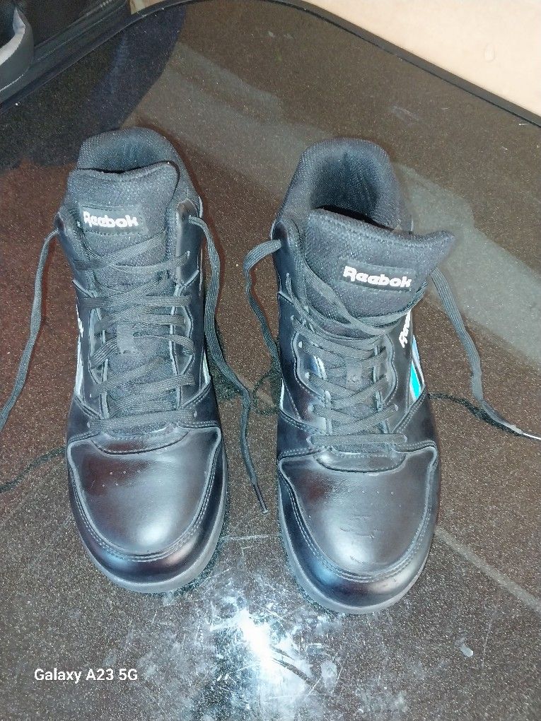 Reebok Steel Toe Sneakers Size 10.5 Wide