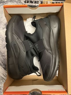 Nike Flex Runner size 6.5Y