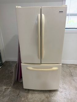 Kenmore French Door Refrigerator – Must Go by 10/28!