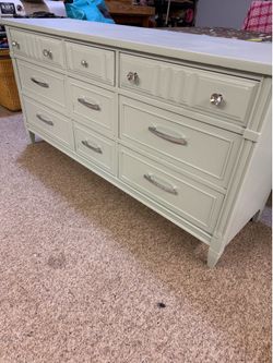 Green wood dresser