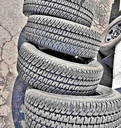 275/65/20 Michelin vendo un set de llantas usadas excelente condiciones de vida las 4 ✅🤩I am selling a set of used tires, all 4 in excellent living c