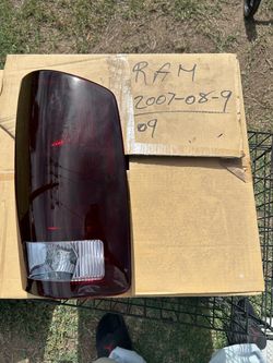 Tail lights ram 07-09