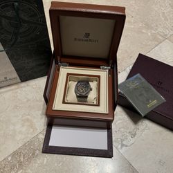 Automatic Luxury Watch