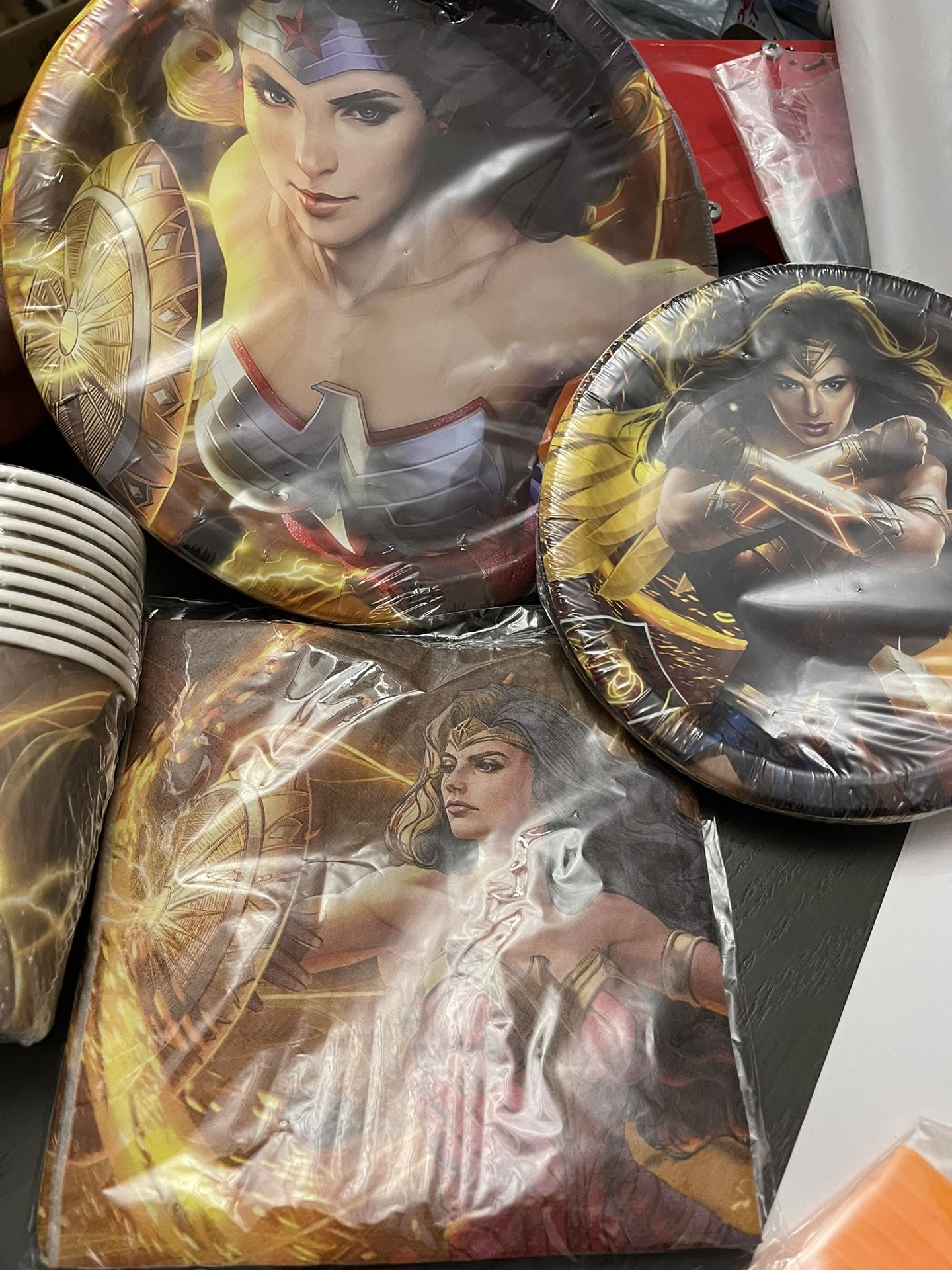 Wonder Woman Party Supplies
