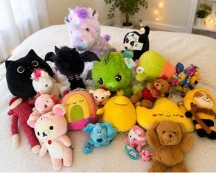 Huge Plush Stuffed Animal Lot – Many with Tags