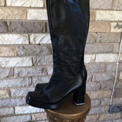 Black Boots Size 7.5