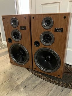 Technics SB-CR77 Vintage 3 Way Speaker Systems Set Of 2