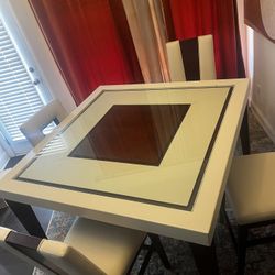Dining Room Table 