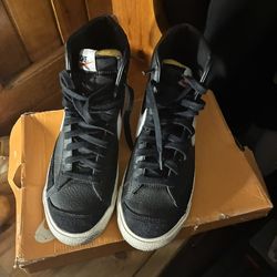 Nike Men's Blazer Mid 77 Vintage