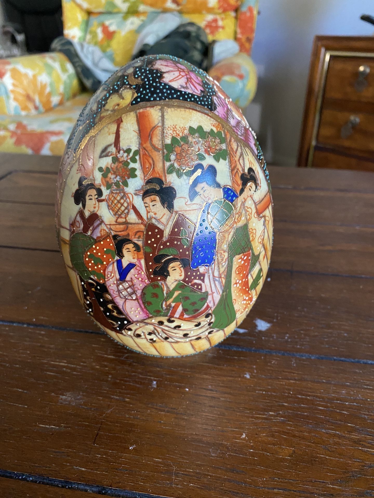 Vintage Royal Satsuma ceramic Egg