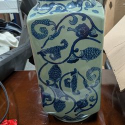 Blue & Green Porcelain Vase. $10 city of Orange 🍊
