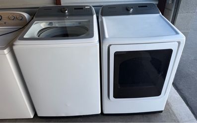 Samsung~📣📣🔥🗣️ Washer and Dryer Set ⚡️Electric ⚡️in excellent condition