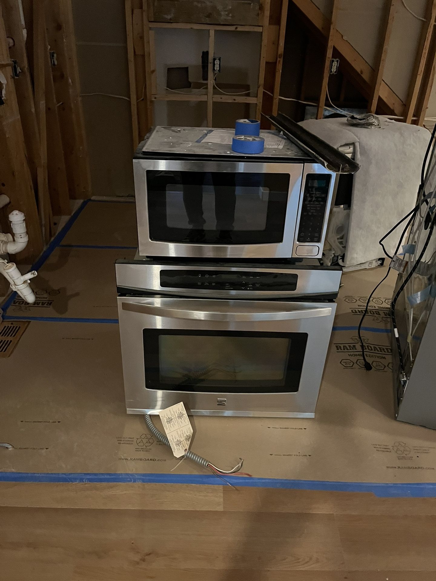 Oven/ Microwave 