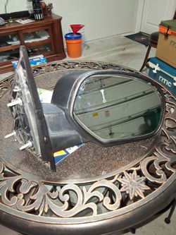 2007 -2013  CHEVY - GMC   ESPEJO DE LADO  PASAJERO